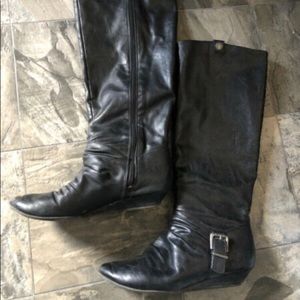 blowfish size 6.5 boots